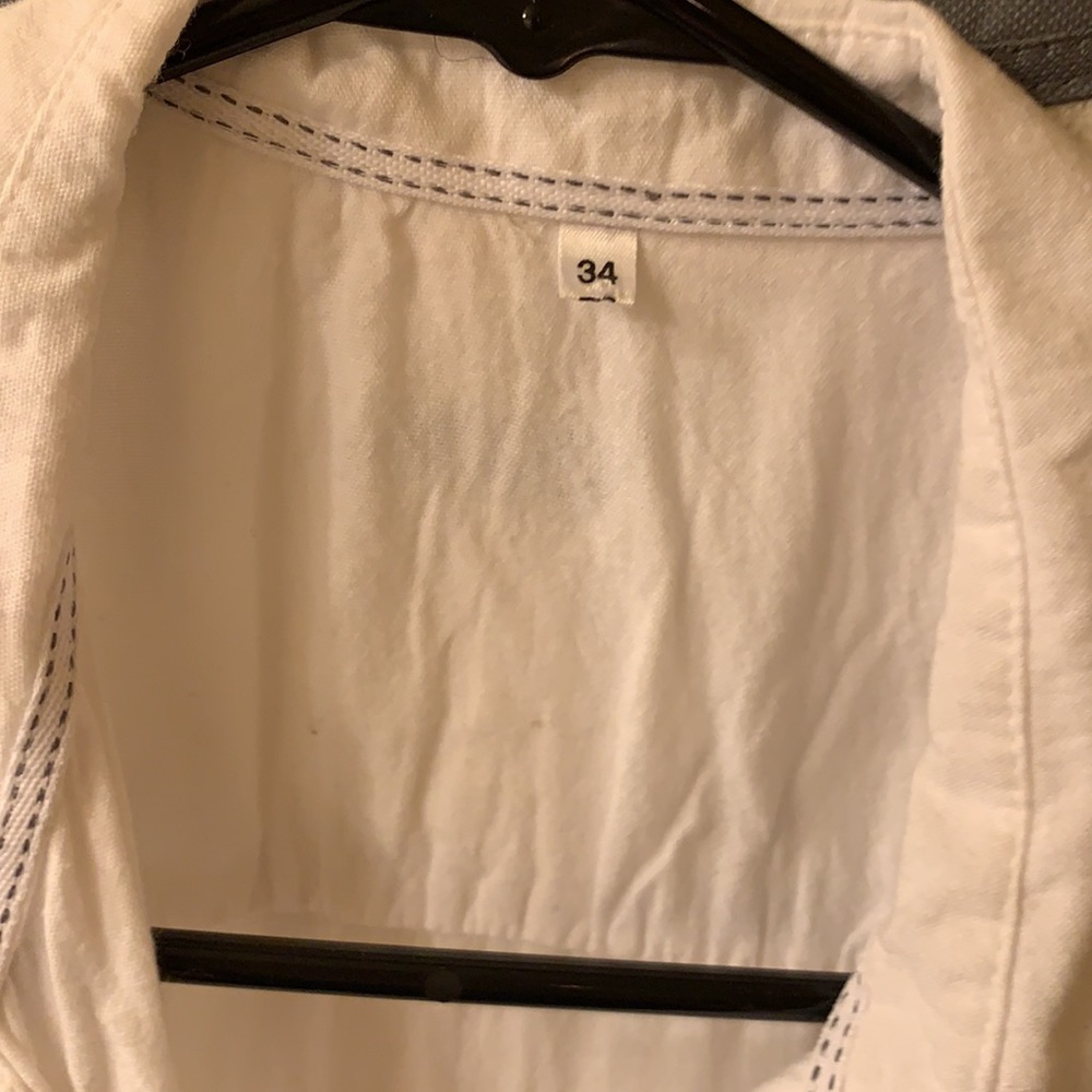 Beyond white shirt - Picture 3 of 5